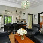 Juliet\'S Cottage - Napier Holiday Home