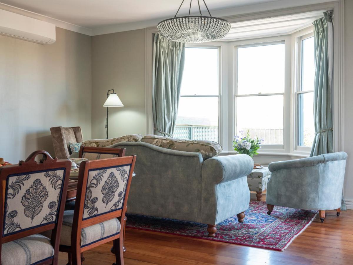 Bed & Breakfast 415 Marine Parade