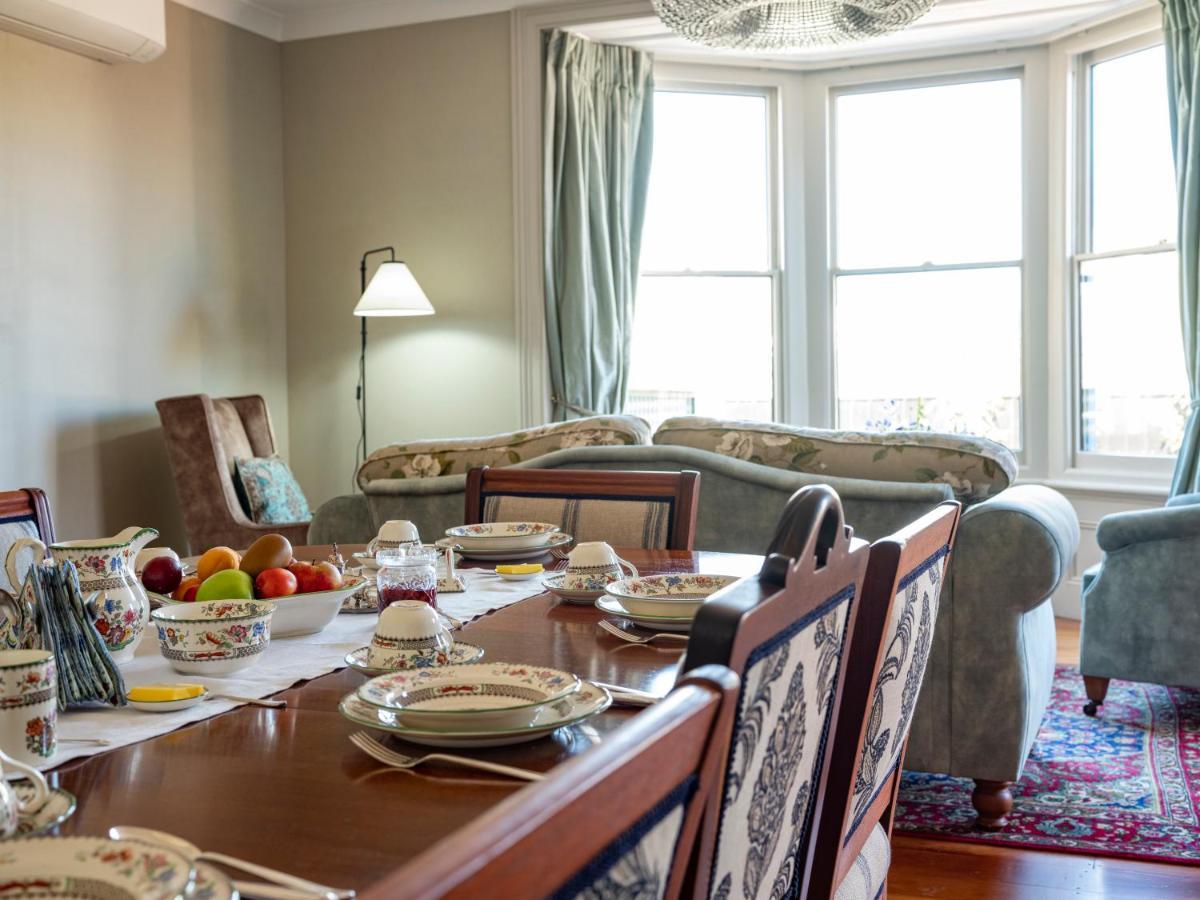Bed & Breakfast 415 Marine Parade Napier