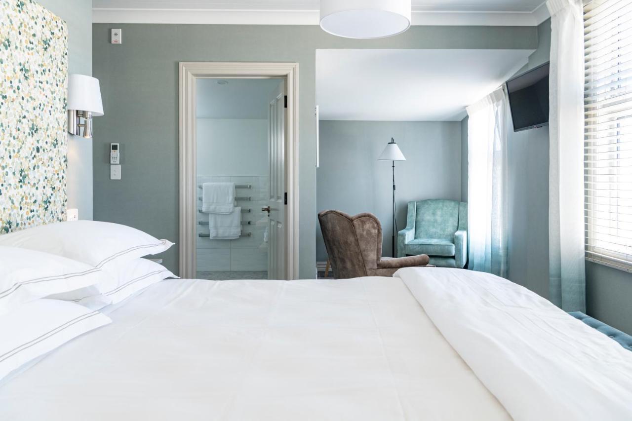 Bed & Breakfast 415 Marine Parade *