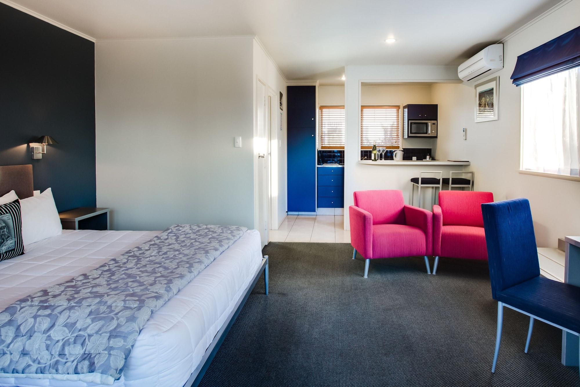 Asure Colonial Motel