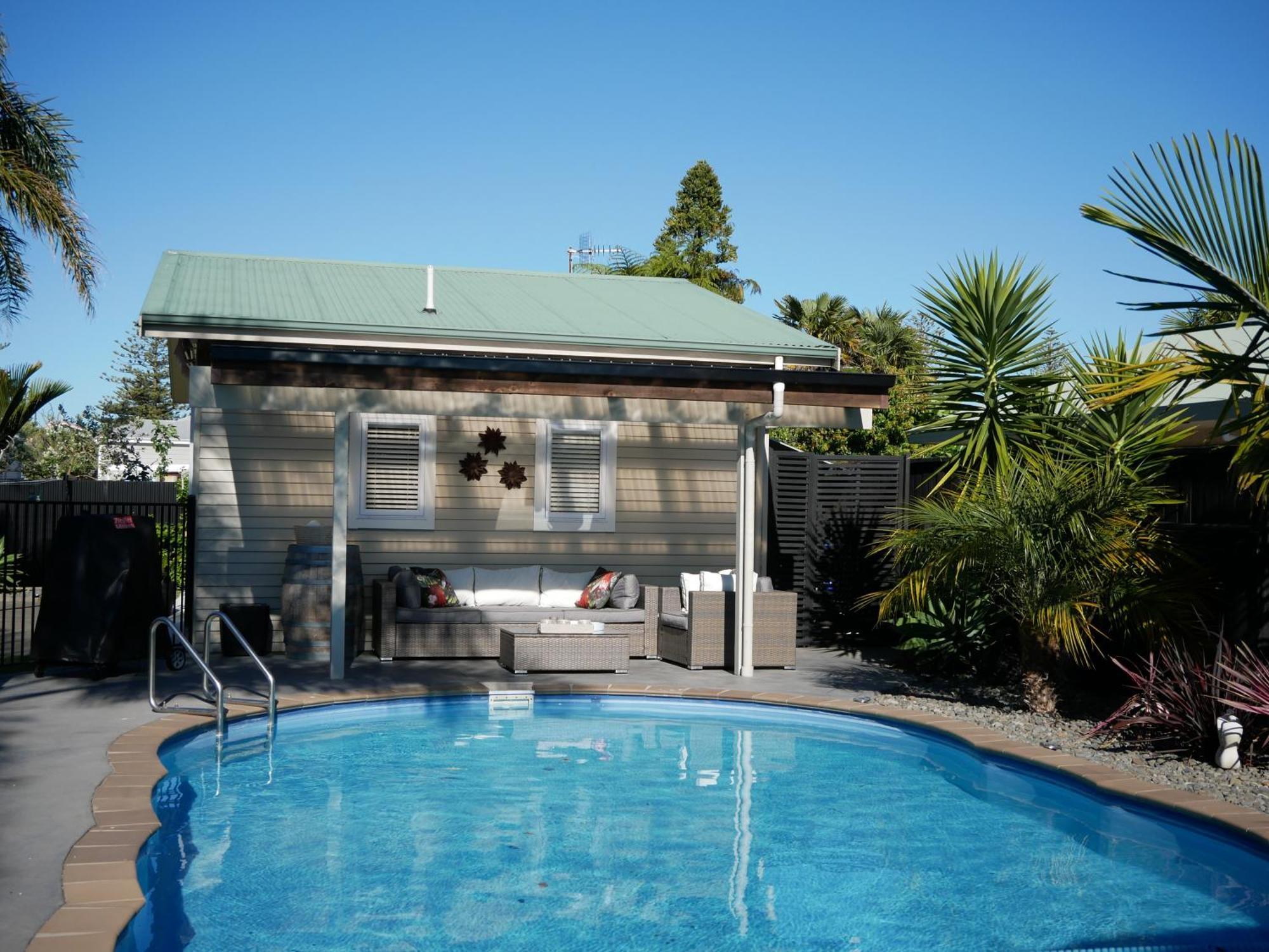 Bed & Breakfast The Pool House - Near Marine Parade Napier
