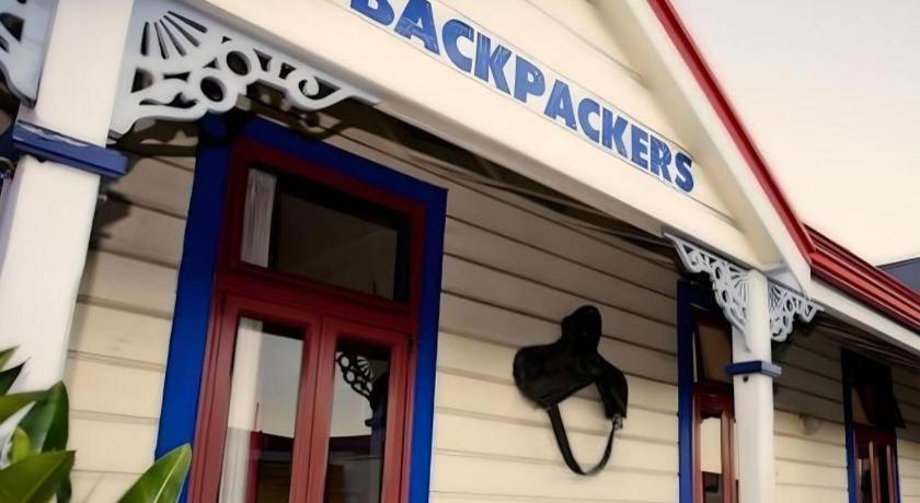 Stables Backpackers Lodge Napier