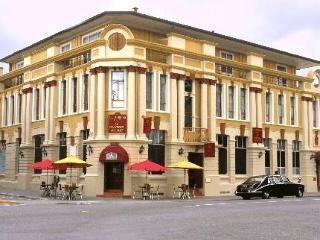 The County 5*