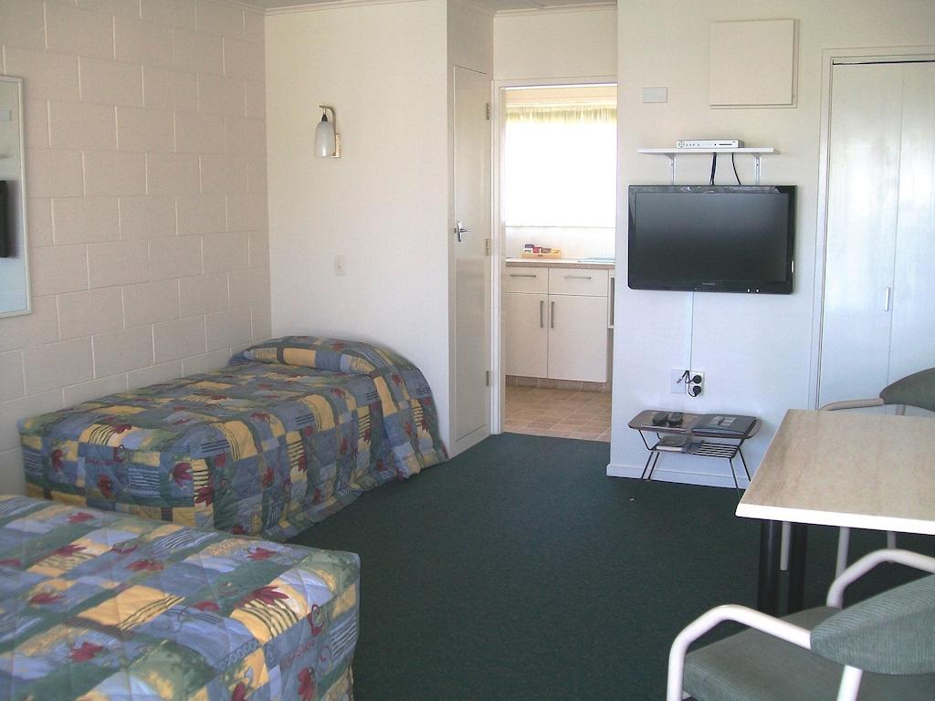Motel Cedar Court