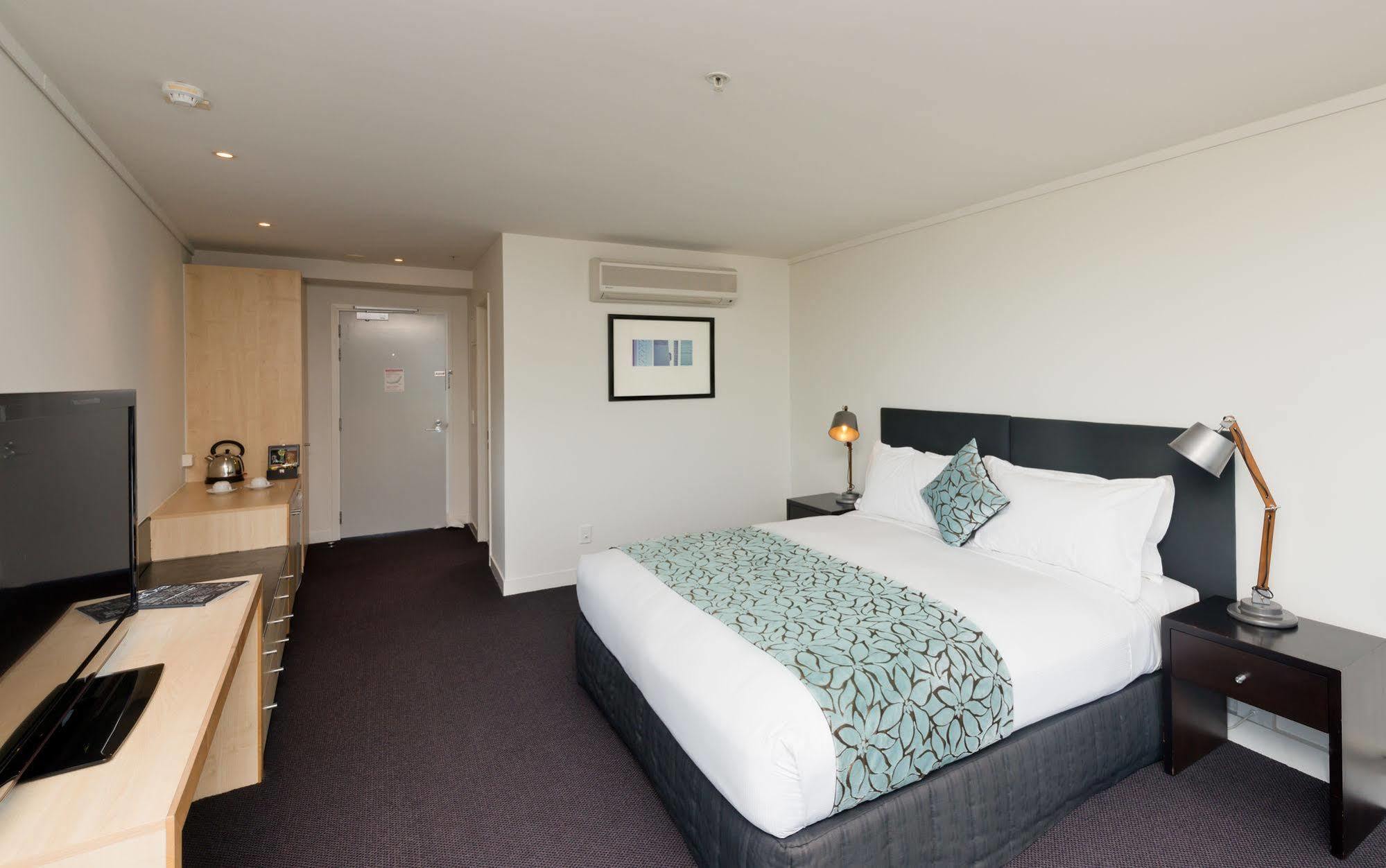Hotel Scenic Te Pania 4*
