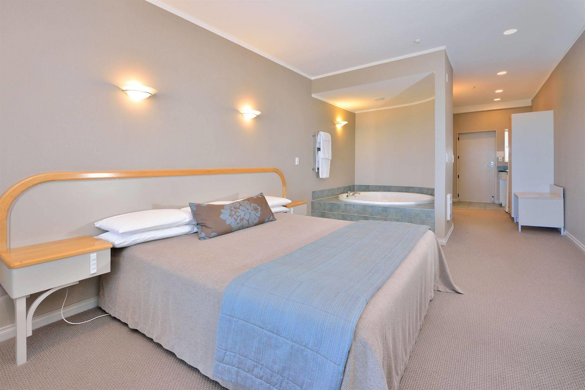 Shoreline 4* Napier