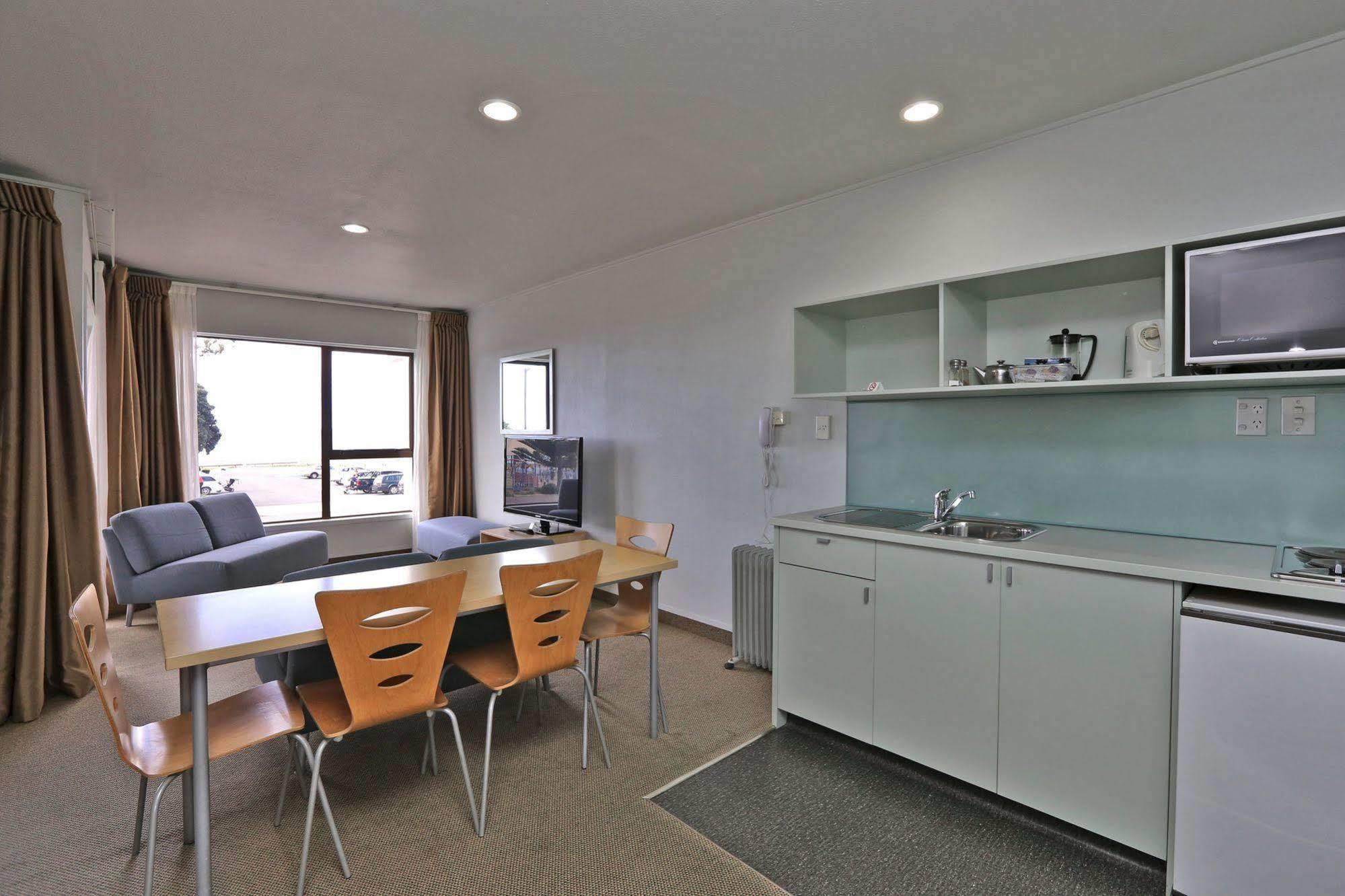 Motel Edgewater Motor 4*