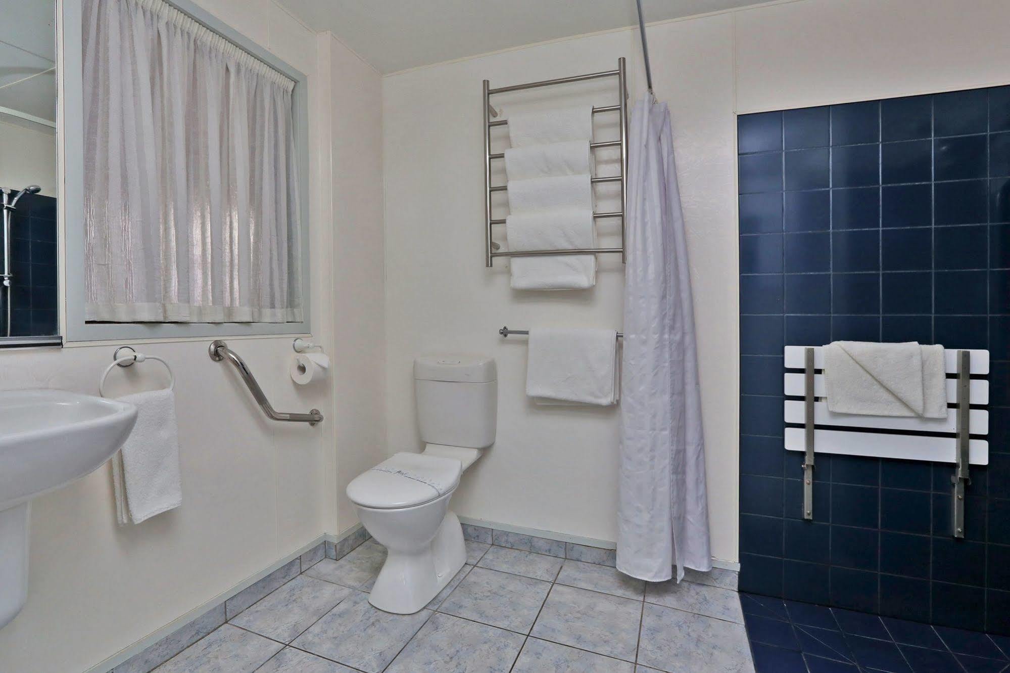 Edgewater Motor 4* Napier
