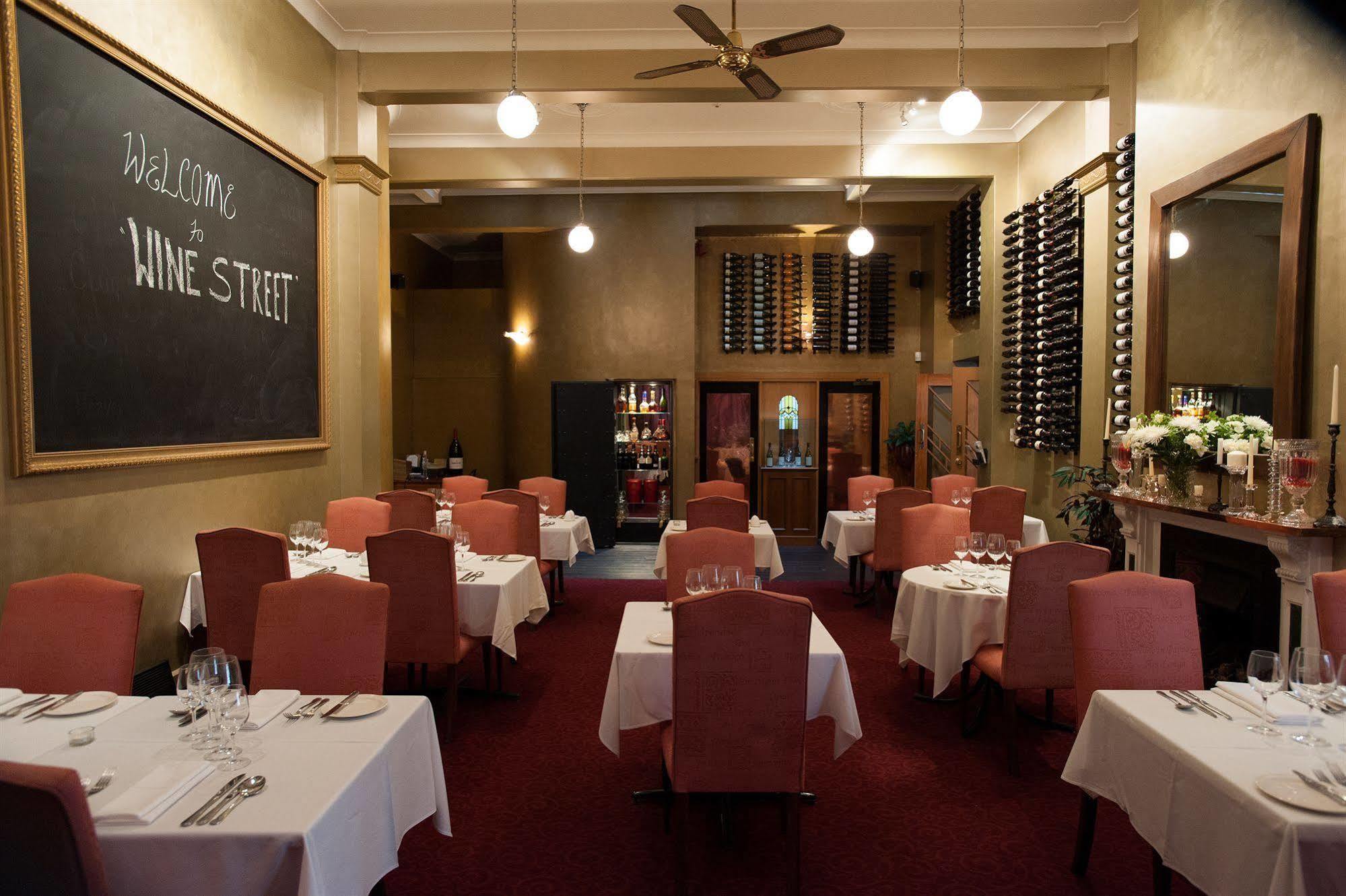 The County Hotel Napier