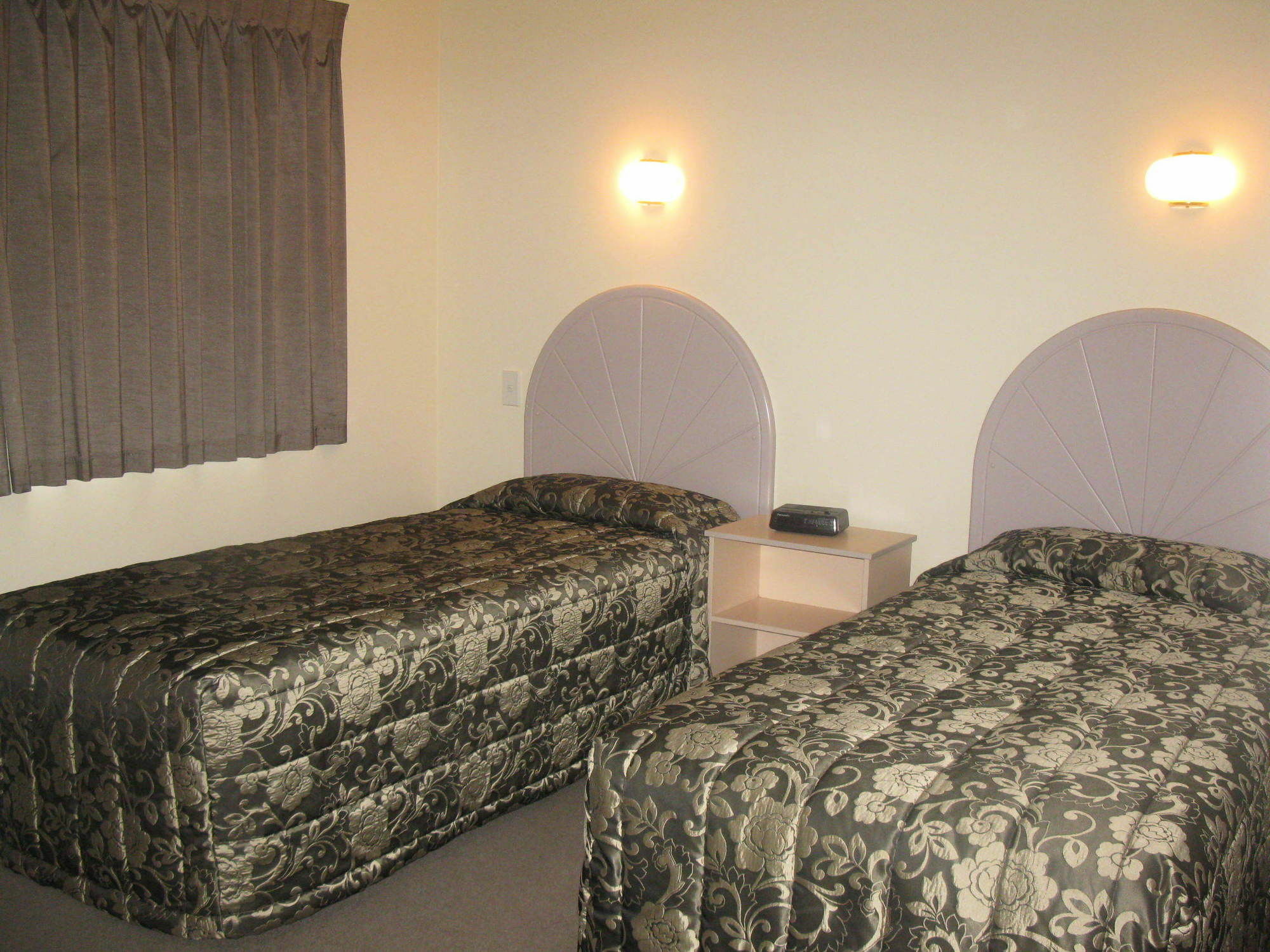 Anchorage Motor 4*