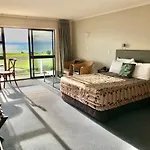 Harbour View Motel On Ahuriri Beach In Napier Nz With Sea View Suites