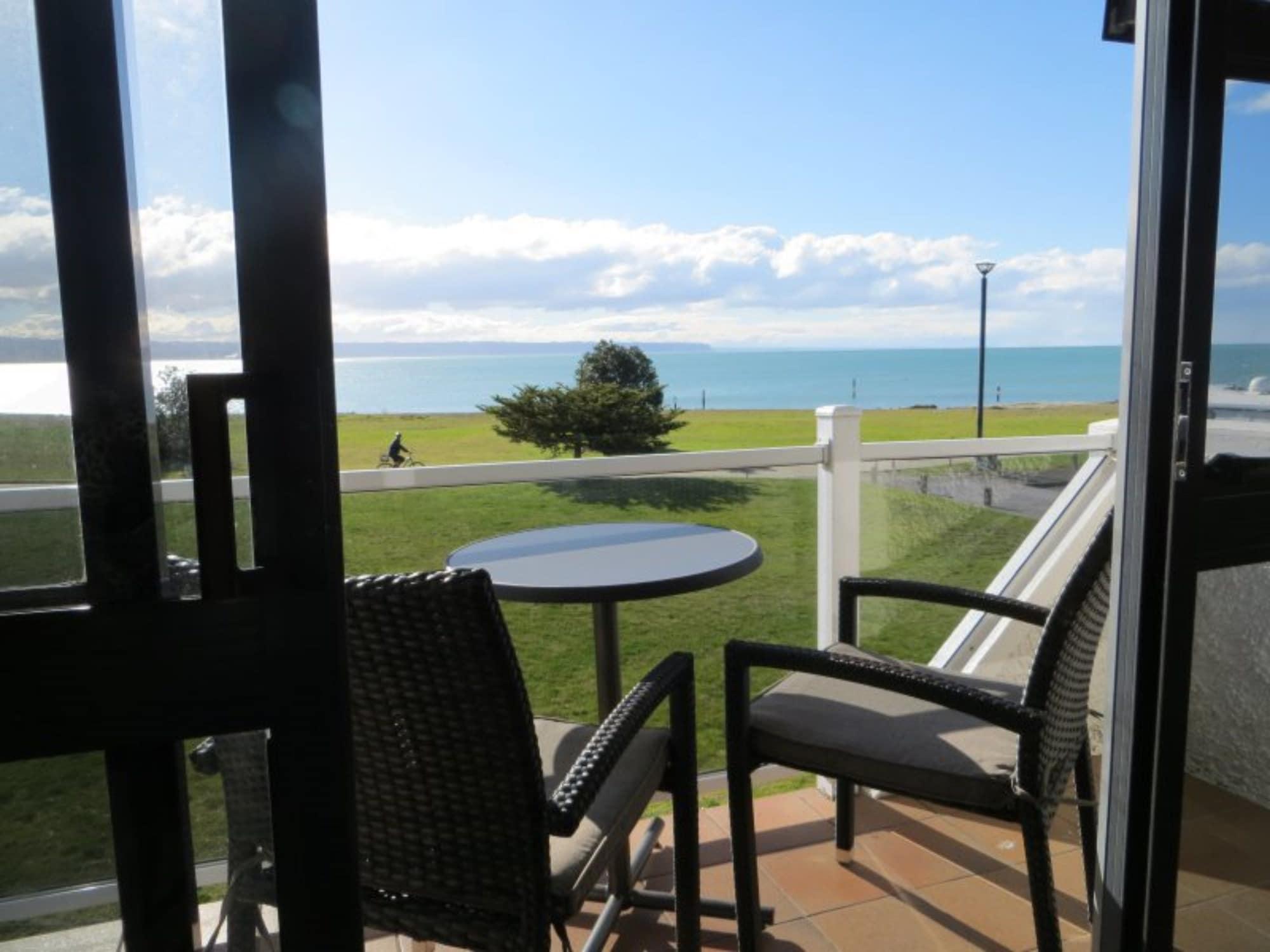 Harbour View On Ahuriri In Nz With Sea View Motel 4*