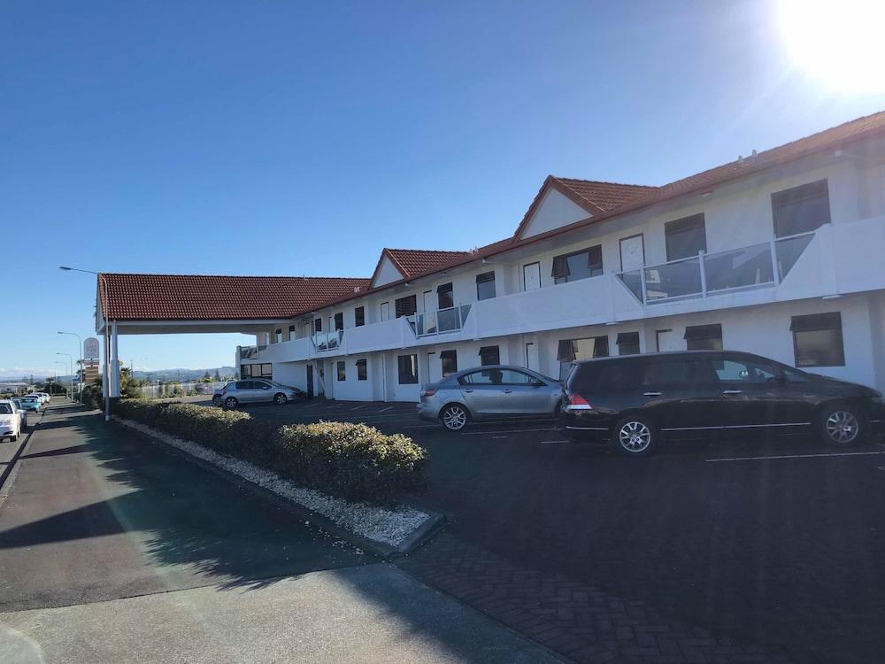 Harbour View On Ahuriri In Nz With Sea View Motel Napier