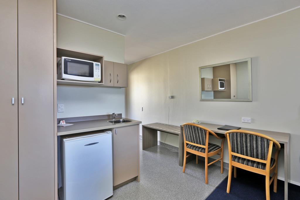 Edgewater Motor 4* Napier