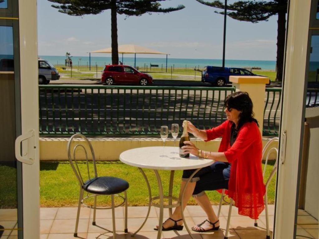 Motel Beachfront