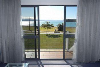 Harbour View On Ahuriri In Nz With Sea View