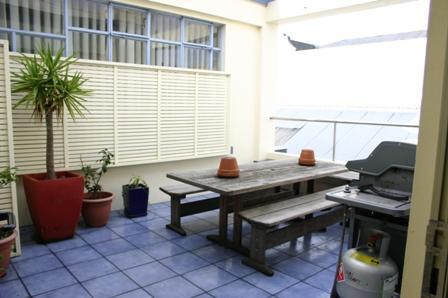 Archies Bunker Affordable Hostel