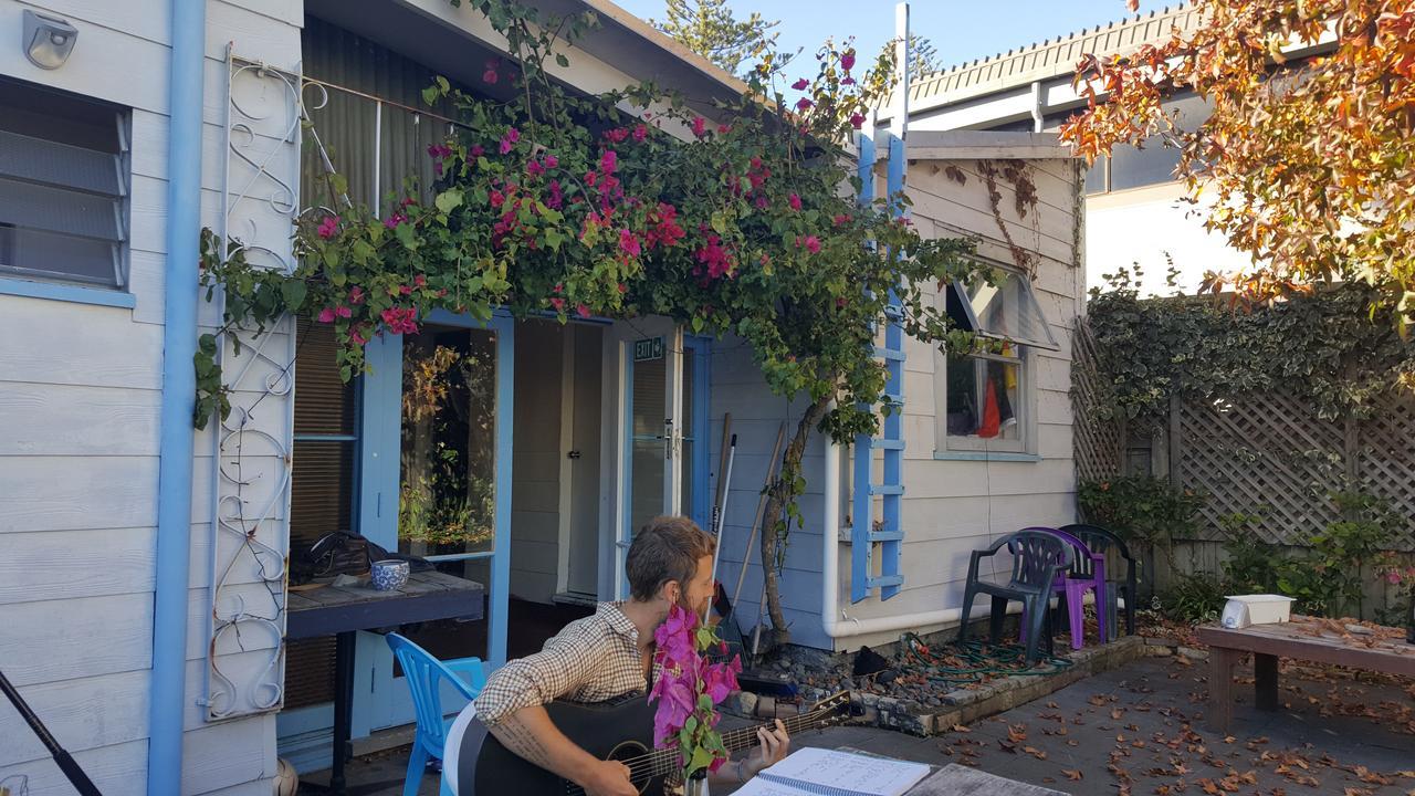 Art House Backpackers * Napier