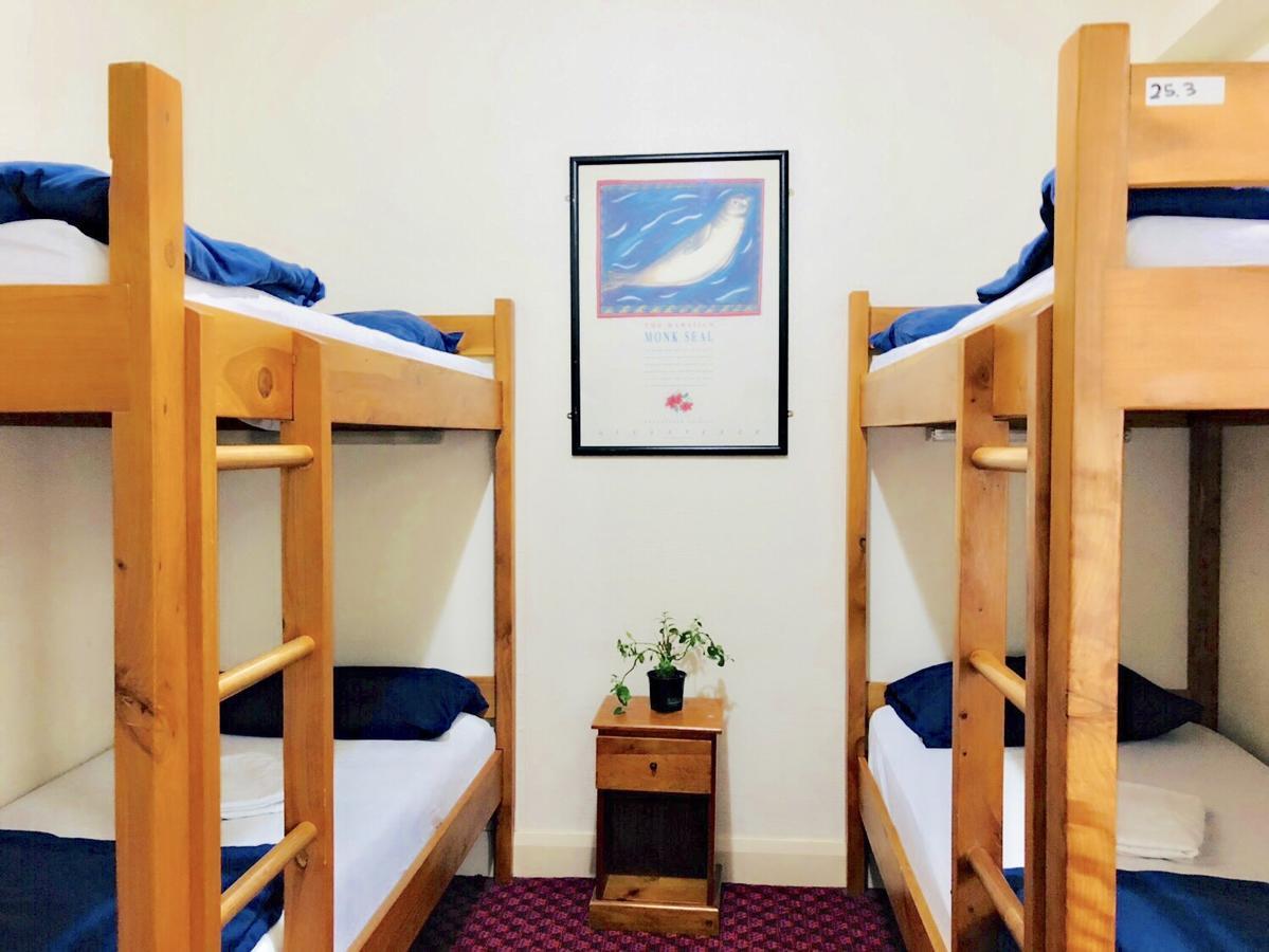 Criterion Art Deco Backpackers Hostel *