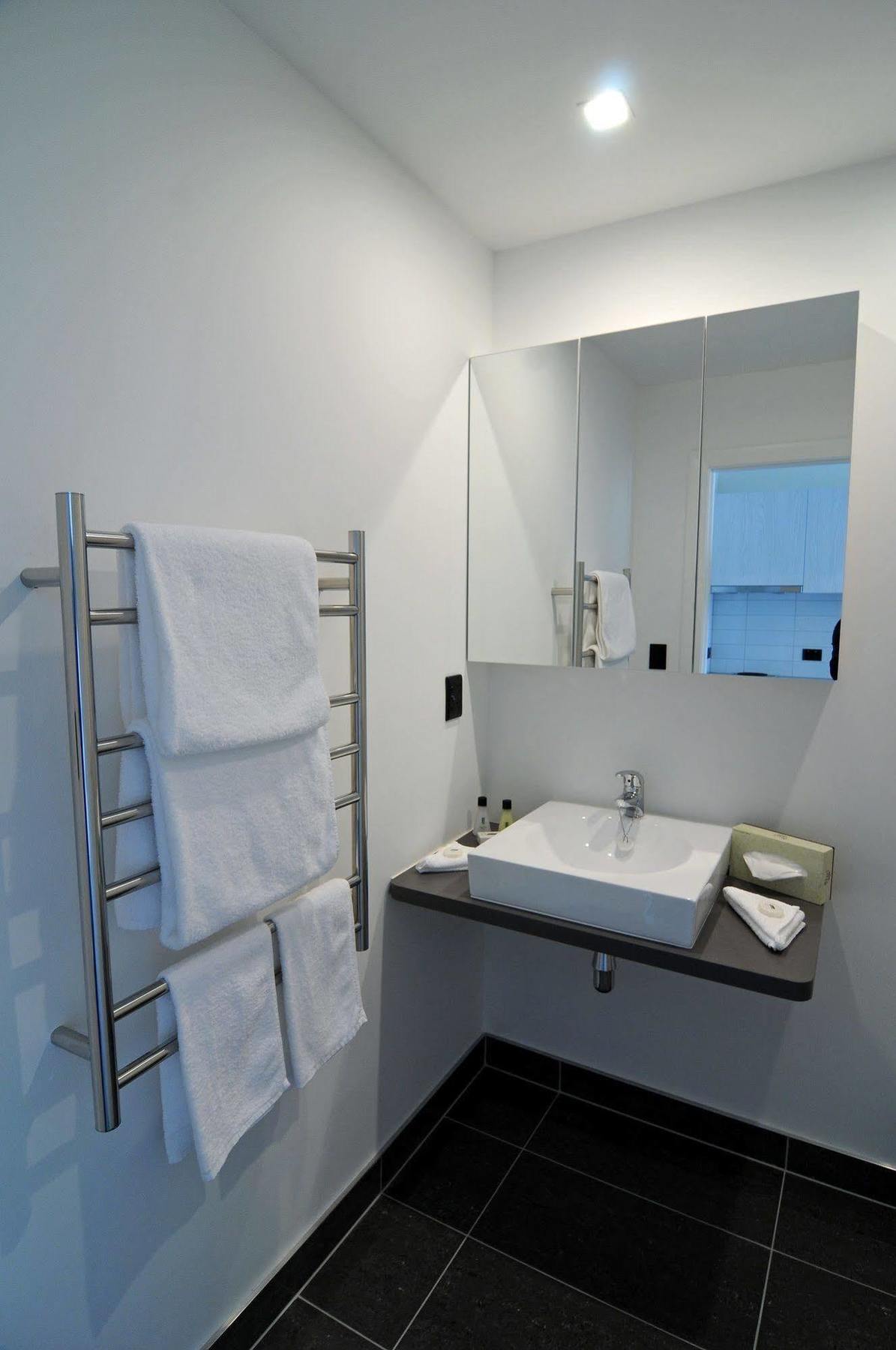 Quest Serviced Aparthotel 4*