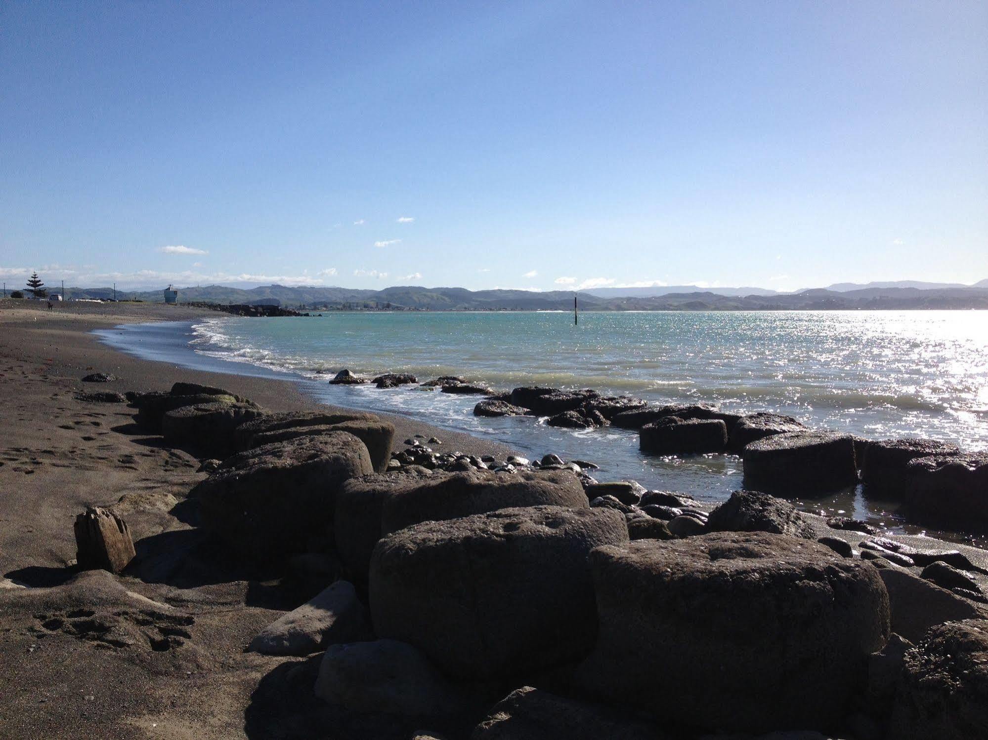 Harbour View On Ahuriri In Nz With Sea View Napier