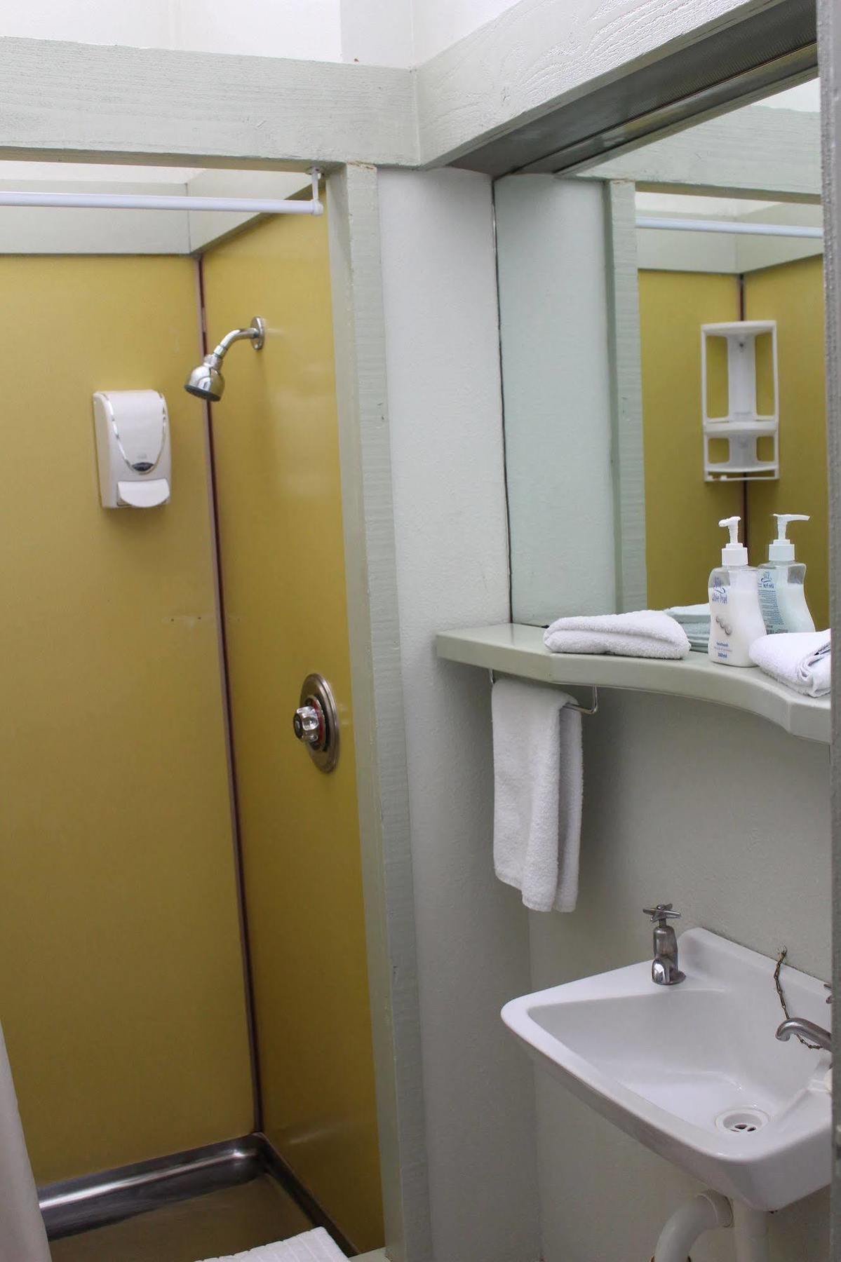 Motel Fern 4*
