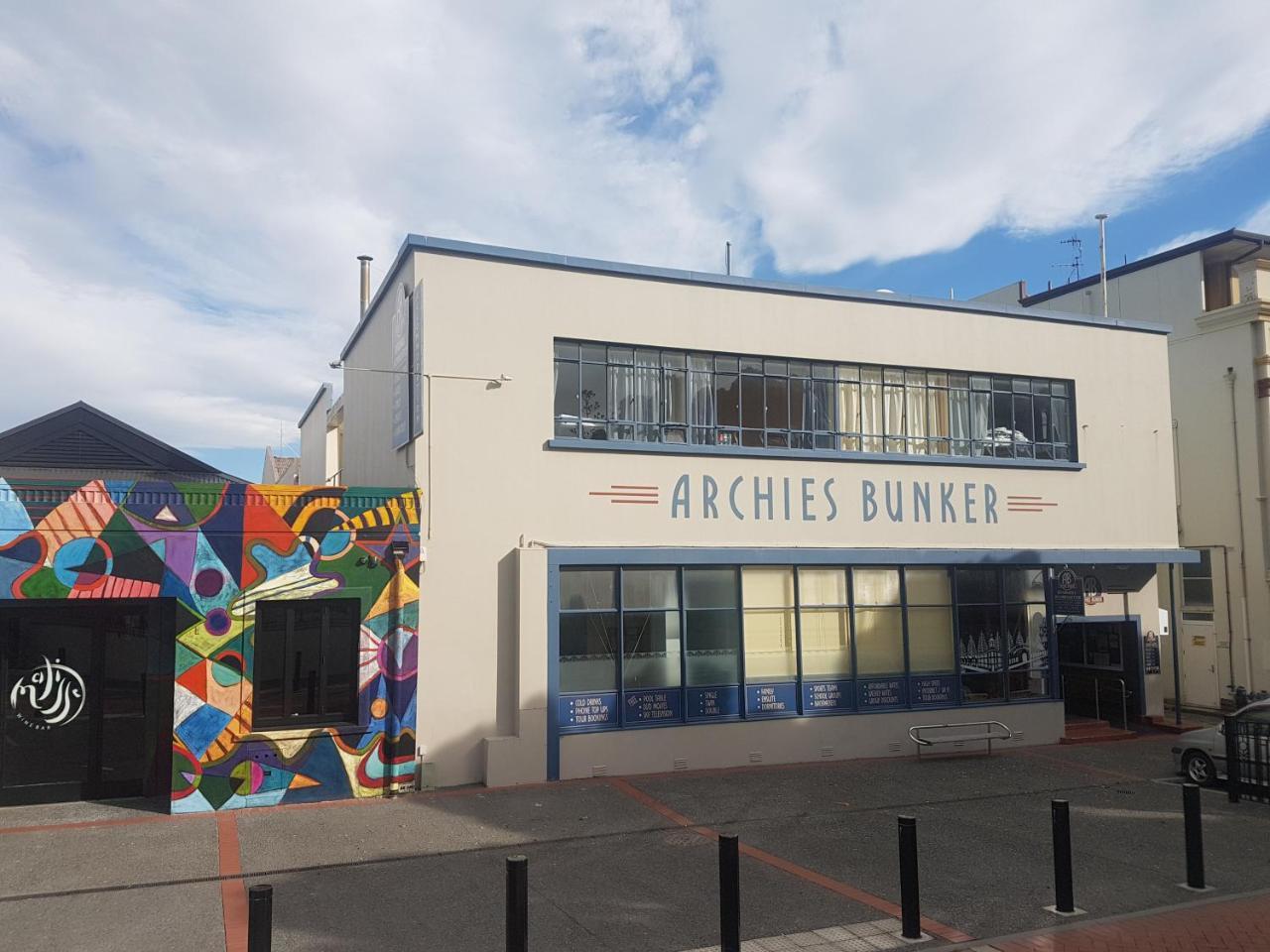 Archies Bunker Affordable Hostel *